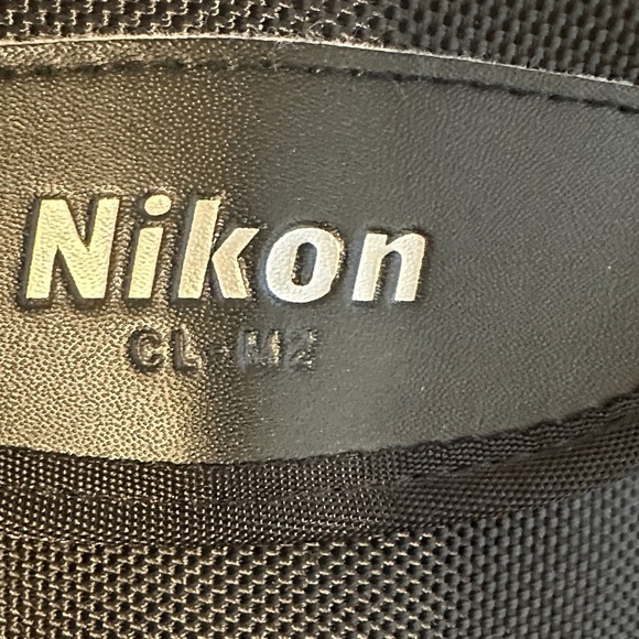 Nikon Black CL M2 Lens Case Storage - Picture 5 of 6